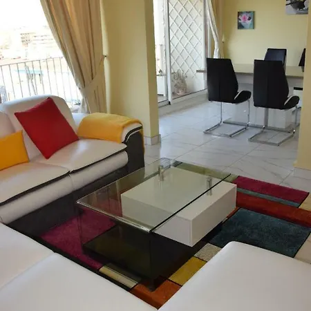 Apartment Rue Roland Garros