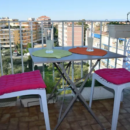 Rue Roland Garros * Frejus