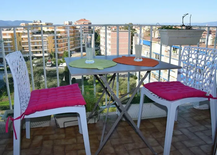 Rue Roland Garros * Frejus